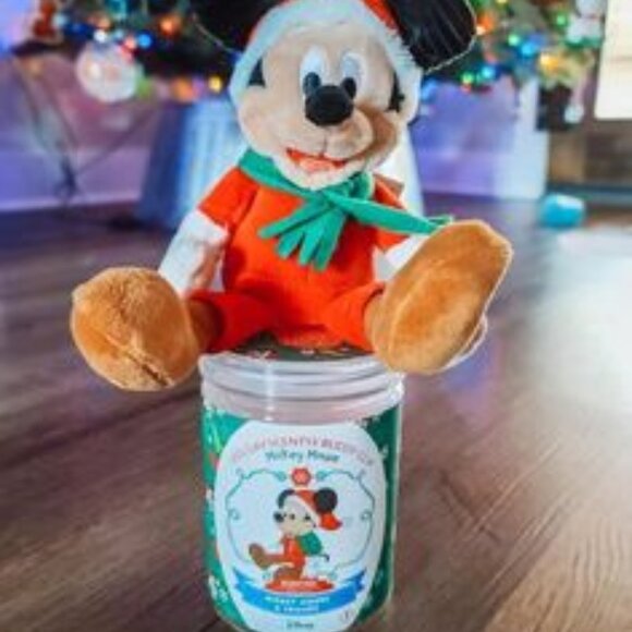 Scentsy Holiday Mickey Mouse Buddy Clip NWT - Picture 2 of 2